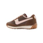 Sneakers Σε Συνδυασμό Χρωμάτων Και Υλικών - Καφέ
